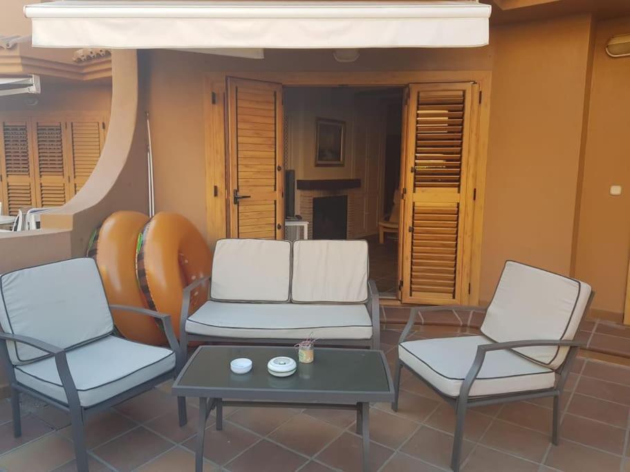 Chalet Adosado En La Playa De El Perellonet Con Piscina, Pista Tenis Valencia Exterior photo